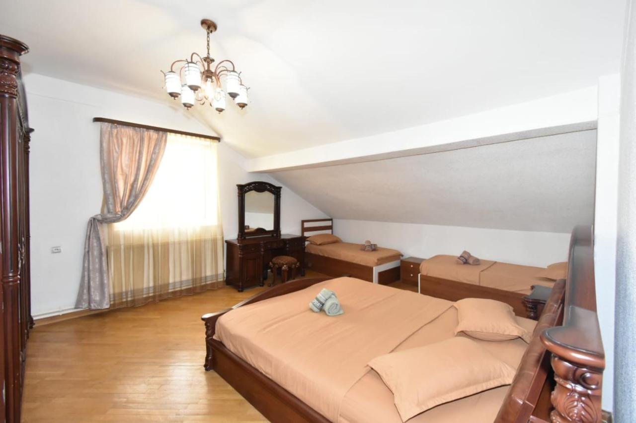 Guesthouses Opera Erivan Exterior foto