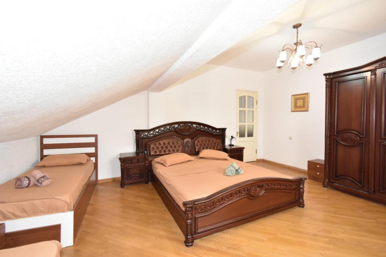 Guesthouses Opera Erivan Exterior foto