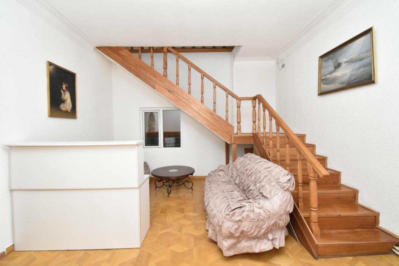 Guesthouses Opera Erivan Exterior foto