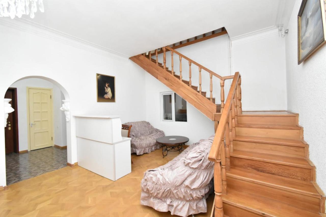Guesthouses Opera Erivan Exterior foto