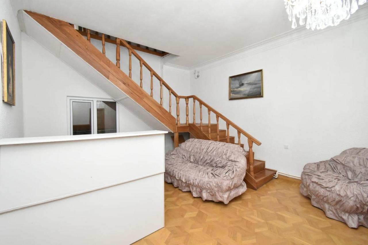 Guesthouses Opera Erivan Exterior foto