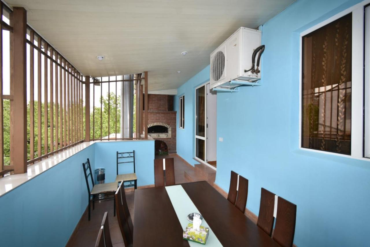 Guesthouses Opera Erivan Exterior foto