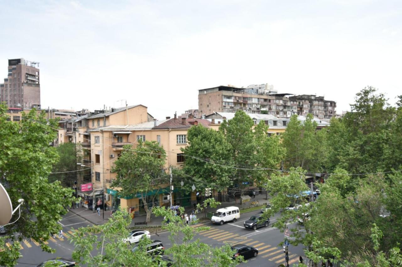 Guesthouses Opera Erivan Exterior foto