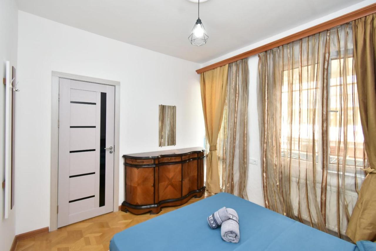 Guesthouses Opera Erivan Exterior foto